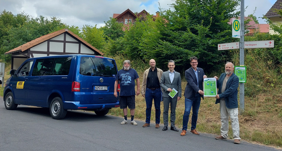 ALT Ertinghauen Taxi Schmitt Menge Linck Gärner Klute vlnr.jpg 