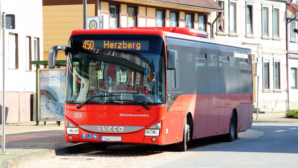 EFB012D7-8A93-4921-966A-699E55059B7E.png