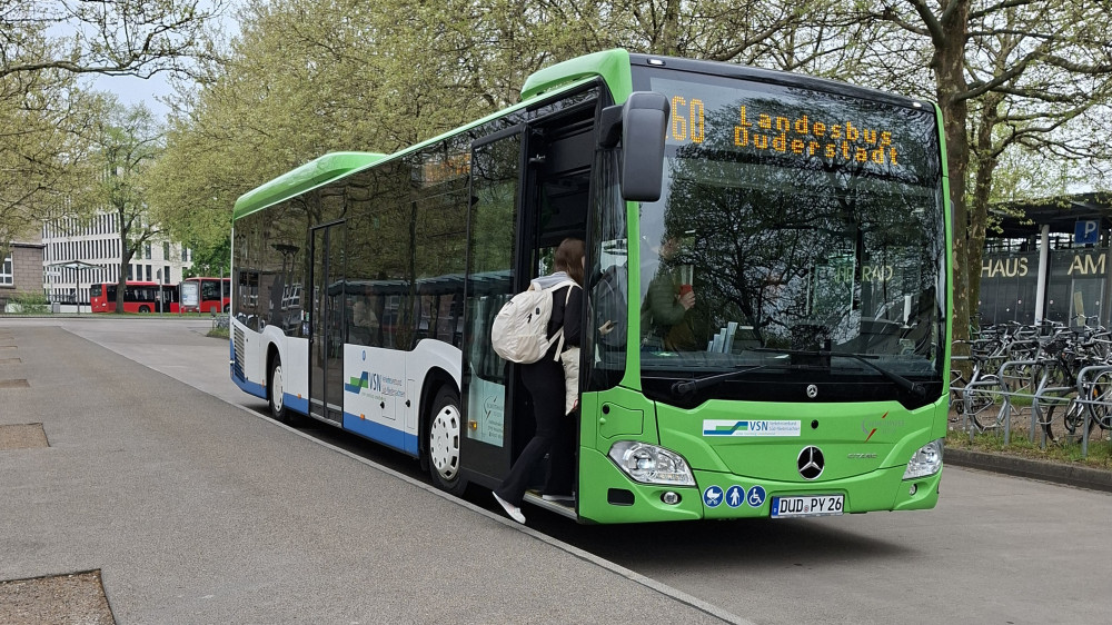 Aufmacherbild Landesbus 160