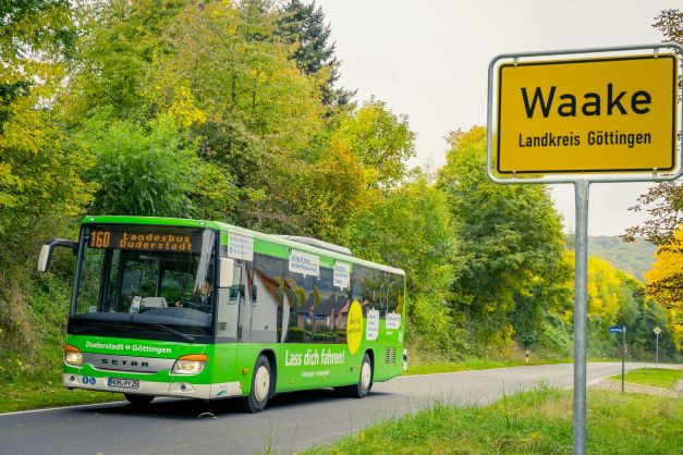 Landesbus Waake web .jpg 