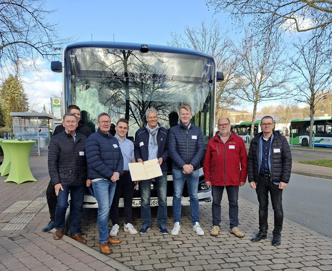 PK E-Bus Uslar Stephan Börger verdeckt Peter Traupe Martin Adolph Dr. Reinhardt Hoppenheit Bernd Klodner web.jpg 