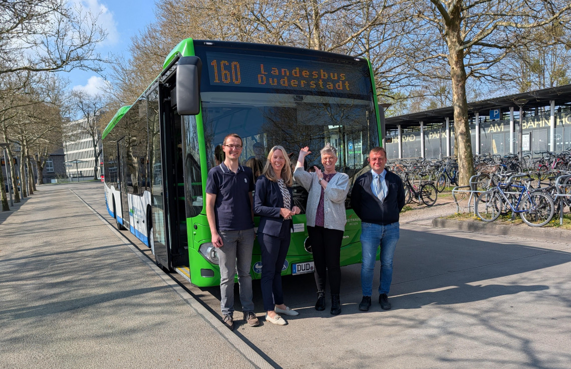 Verstärkerbusse für den Landesbus L160.jpg 